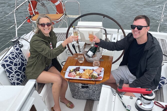 2 1/2 Hr Private Skippered Yacht Charter and Platter on Pittwater - Barrenjoey Lighthouse: a built-in iconic Sydney photo moment