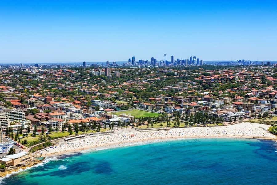 30-minute Private Sydney Harbour Helicopter Tour for 2 - Pilot commentary and the English audio guide (what it adds)
