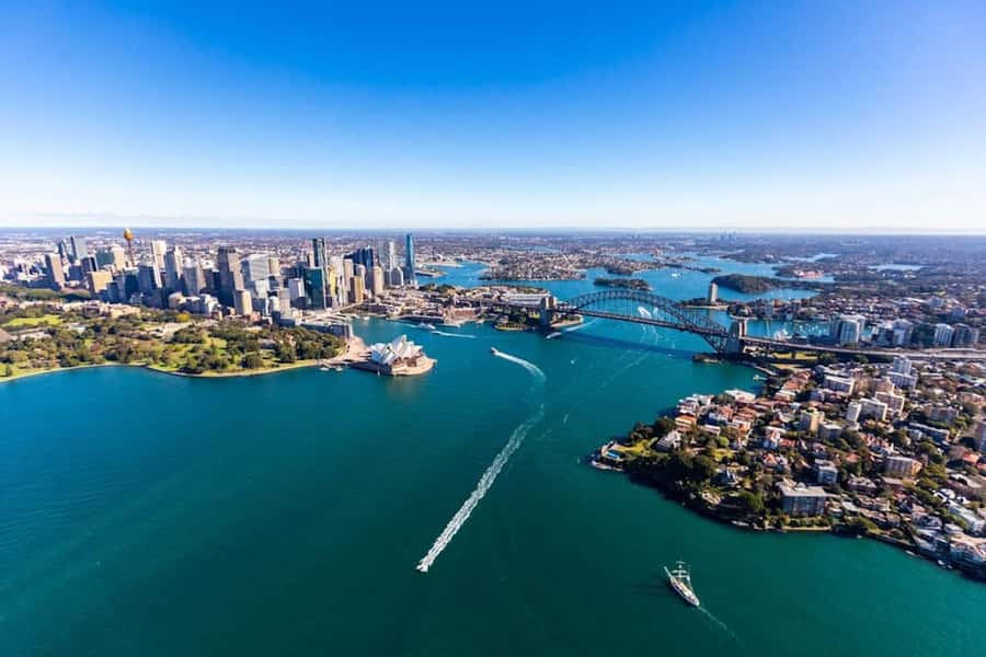 30-minute Private Sydney Harbour Helicopter Tour for 2 - Weight limits and rules you should know before booking