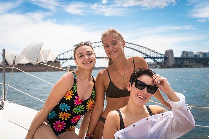 7 Day ULTIMATE Sydney (18 - 35s) - Day 1: Darling Harbour lunch, the Bridge and the Opera House, then Botanical Gardens
