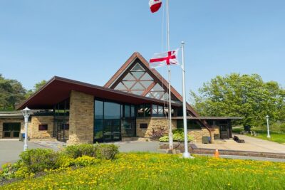Baddeck and Cabot Trail Tour - Baddeck lakeside time: shops, lunch, and the Bell Museum choice