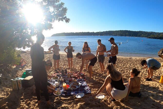 Beautiful Middle Harbour Sunriser / Guided Kayaking Private Tour - Possible paddling stops: lighthouse vibes and beach-hopping coves