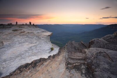 Blue Mountains Day Tour with Scenic World and Wildlife Park Entry - Starting at 8:00 am: how the day pacing really feels