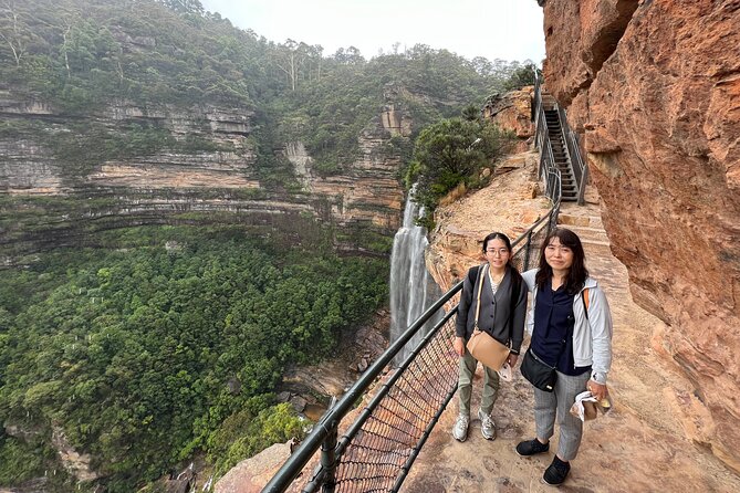 Blue Mountains Day Tour with Wildlife, Walks and Scenic World - Wentworth Falls lookout: where the walking starts paying off