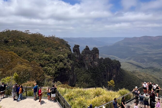 Blue Mountains Private Tour (Featherdale & Scenic World optional) - Stop 2: Lincoln’s Rock (about 20 minutes, free)