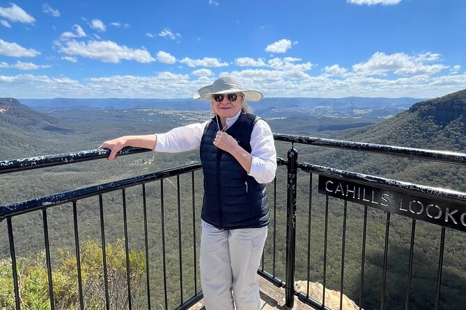 Blue Mountains Private Tour & Hidden Gems, Pick up & Drop off - Leura Village: the break that makes the whole day feel human