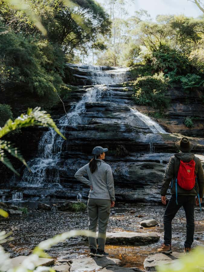 Blue Mountains Tour - Small grp, Koala, Kangaroo & Waterfall - Leura lunch break: a gentler pace in a charming village