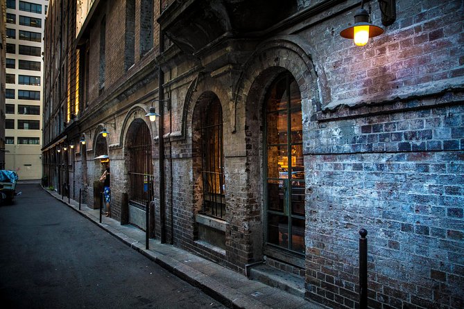 Explore Sydney's Secrets In A Series Of Fun Cryptic Clues - Customs House: Where the Quest Begins