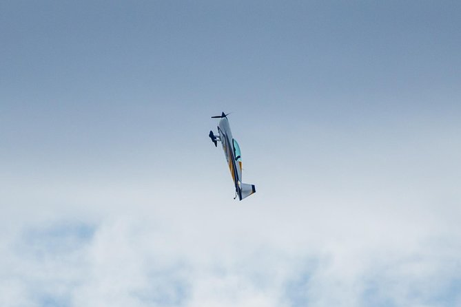 Extreme Aerobatics Experience in the Extra 330LX - G-Forces and Speed: What +8G and 410 km/h Feel Like