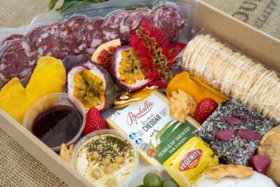 Foraging Tour: Botanical Gardens Walk & Picnic - The 4:00 pm meetup at Man O’War Steps: how the tour starts