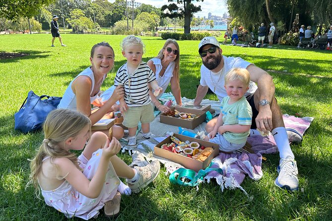 Foraging Tour: Botanical Gardens Walk & Picnic - Price and value: $56.94 for a short, guided food experience