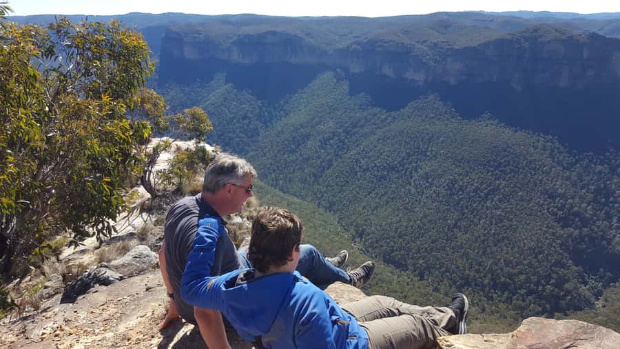 From Blue Mountains: Mountain e-Bike Ride, HANGING ROCK - A practical note on group changes and alternatives
