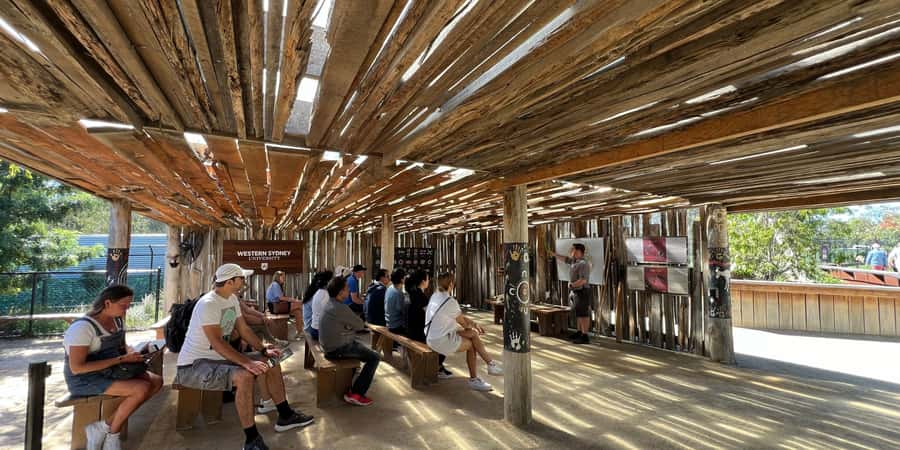 From Sydney: Blue Mountains, Sydney Zoo & Walking Tour - Blue Mountains by coach: how this 11-hour route really feels