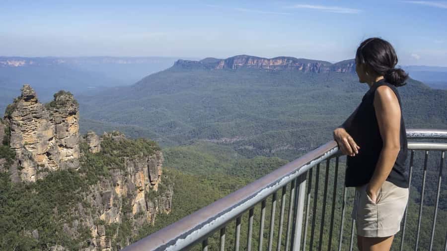 From Sydney: Full Day Blue Mountains Tour in a small group - From Sydney pickup to mountain views: how this day actually runs