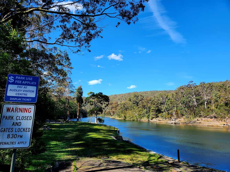 From Sydney: Royal National Park, Wollongong, and Kiama Tour - From Rydges World Square to the Park: Timing and Group Size That Matter