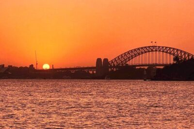 Golden Glow Sunset Sydney Harbour Cruise - Aquarium Wharf Boarding: Simple Start, Easy End