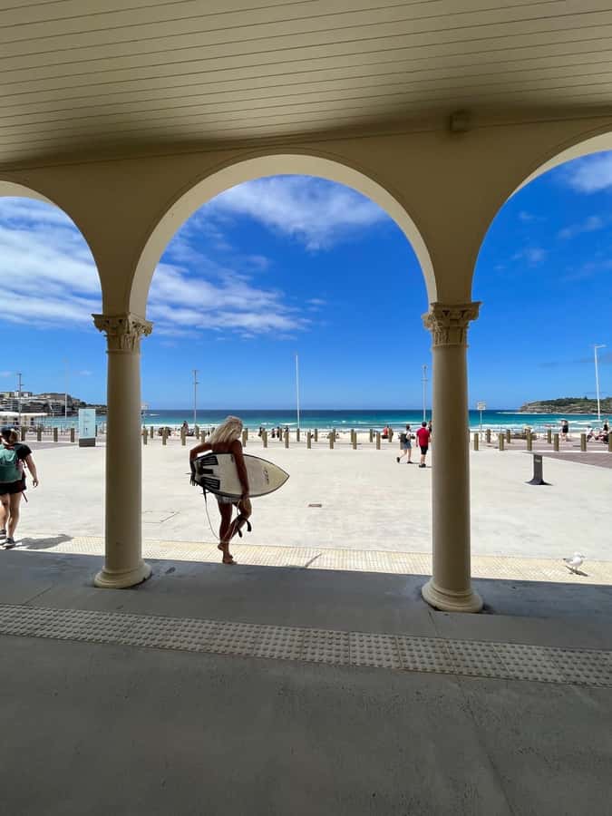 Half Day Small Group : The Story of Sydney Tour - Starting at the Four Seasons: the easiest way to begin