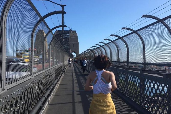 Harbour Sights Running Tour - Hyde Park North start at 7:00am: breathing room before the landmarks