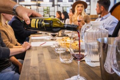 Hunter Valley Wines, 2-Course Lunch, Cheese & Chocolate Tour - Audrey Wilkinson Vineyard: your first guided pour in a historic setting