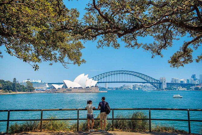 Kickstart Sydney Half-Day Private Tour - Sydney Harbour Bridge stroll: the iconic moment you can actually do
