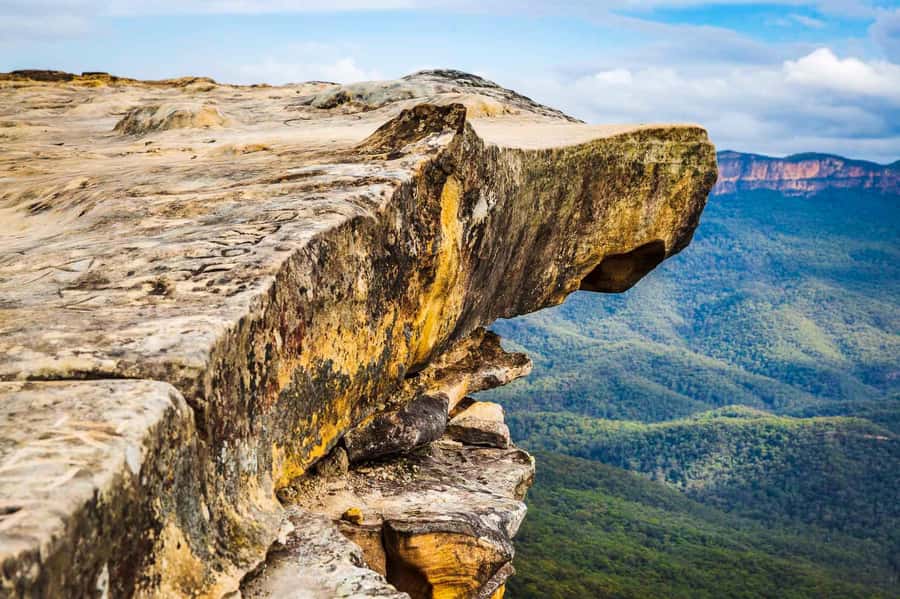 Luxury Blue Mountains Escape The Crowds Tour - Katoomba lunch hour: where the day balances views and recovery