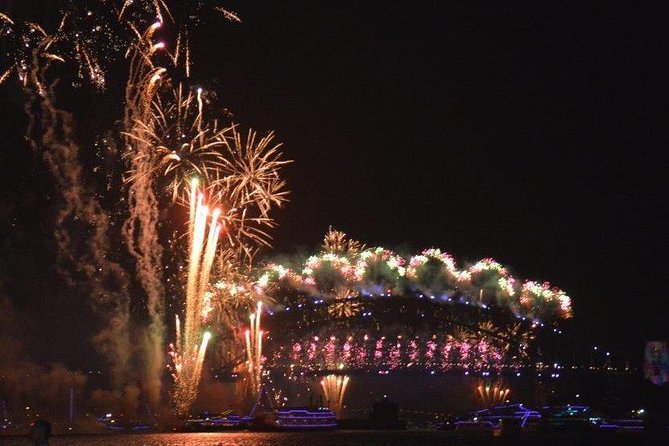 New Years Eve Sydney Harbour Cruise 2026-2027 - The Opera House Moment: 15 Minutes for Photos