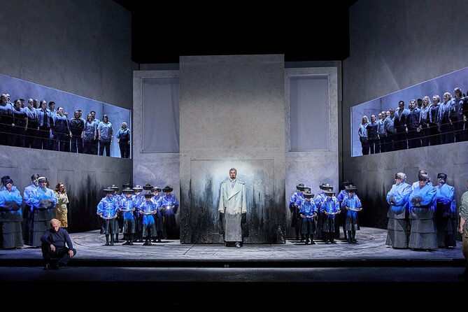 Opera Tickets: Turandot at Sydney Opera House - What to Expect From the Production: Sets, Costumes, Choreography