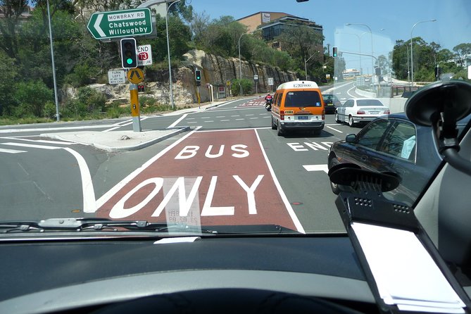 Premium Private Transfer FROM Sydney Airport to Sydney CBD/Downtown 1-11 people - Drop-Off in Sydney CBD: Getting Settled Without Extra Negotiations