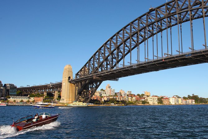 Private 2 Hour Icons and Highlights Cruise of Sydney Harbour - Onboard comfort: drinks, grazing platter, and the captain-host vibe