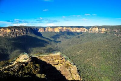 Private Blue Mountains and Winery Day-Trip from Sydney - Leaving Sydney via the Harbour Bridge and arriving at Glenbrook fast