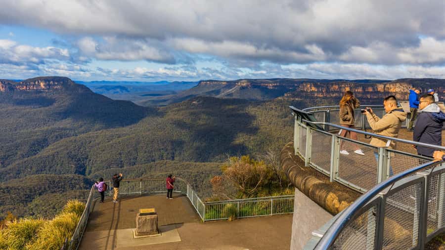 Private Blue Mountains, Scenic World & Wentworth Falls Tour - The Sydney drive to Wentworth Falls: start early, start comfortable