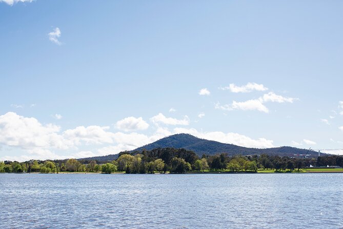 Private Canberra Day Tour from Sydney - Australian War Memorial: an hour that gives meaning to the big picture