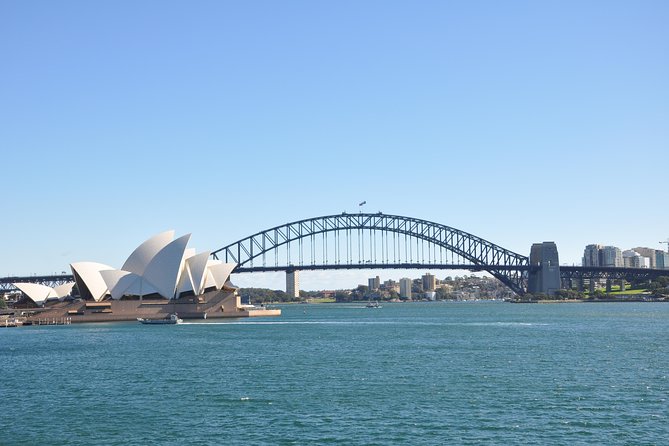 Private Essential Sydney Tour Including Lunch at the Cruising Yacht Club of Australia - Bondi Beach time: the beachside atmosphere you can actually feel