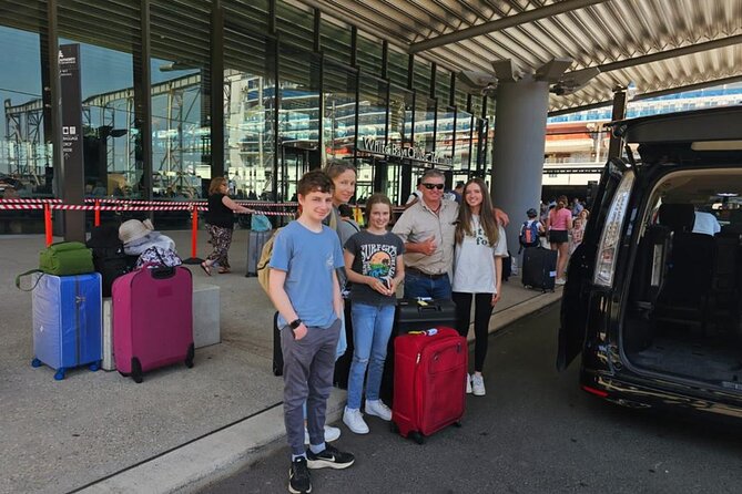 Private Sydney Airport-Sydney CBD, Sydney City, Cruise Terminal - Blue Mountains viewpoints: what to expect when your trip includes scenic stops