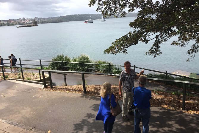 Private Tour: Half-Day Iconic Sydney - Dawes Point to the Harbour Bridge: Short Walk, Big Payoff