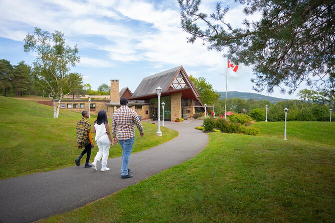 Shore Excursion of Alexander Graham Bell Museum in Cape Breton - A 5.5-hour Sydney shore outing to Bell and Baddeck