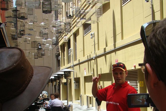 Small-Group Sydney City Walking Tour - Entering Sydney with a route that makes sense