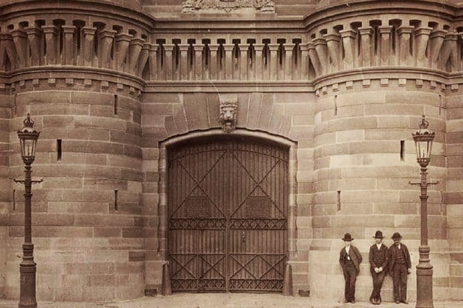 Surry Hills & Darlinghurst History Tour — Gangsters, Girls & Grog - Starting at Central Railway Station: architecture meets attitude