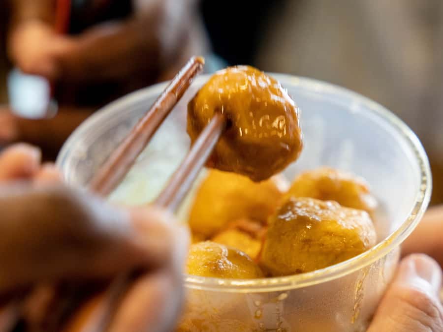Sydney: Chinatown Street Food & Culture Guided Walking Tour - Meeting at Paddy’s Markets and Getting Oriented Fast