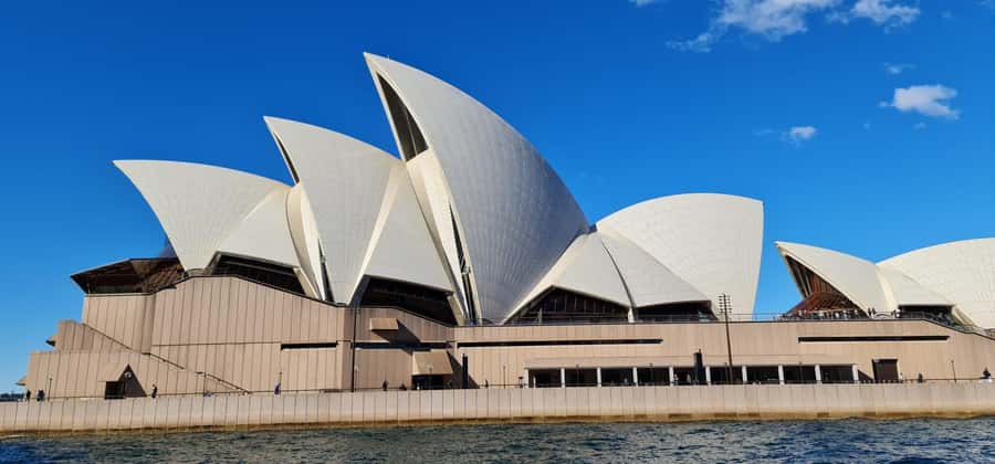 Sydney: City Sights Walking Tour - Sydney Opera House: seeing more than the postcard angle