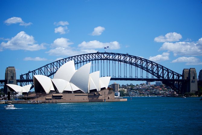 Sydney Coastal Escape | Private Mercedes Tour Sydney - Milsons Point and the northern harbour skyline angle