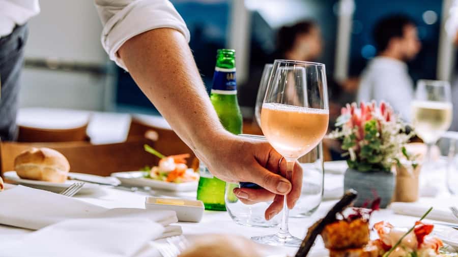 Sydney: Dinner Cruise with 3-Course Meal - Boarding timing: 6:10 PM vs 5:10 PM (and why you should arrive early)