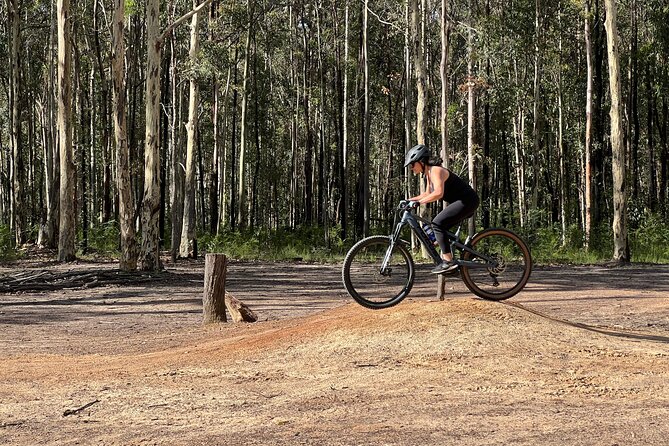 Sydney Electric Mountain Bike Guided Tour - How the day actually runs: shuttles, trail briefings, then riding