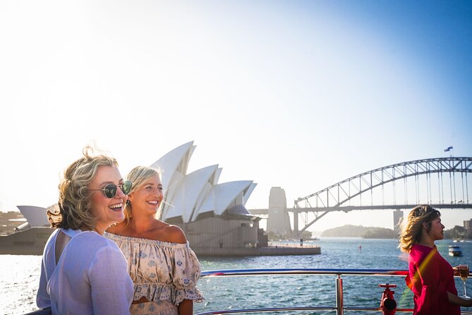 Sydney Harbour Experience Sightseeing Cruise - Why this cruise is such an easy win from Circular Quay