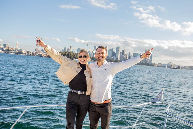 Sydney Harbour Progressive Long Lunch Cruise - Starting on the water: the first hour around the iconic sights