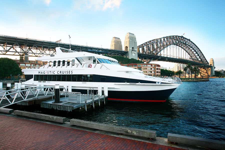 Sydney Harbour Sightseeing Cruise with Live Commentary - What the live commentary covers, and why it makes the cruise feel longer