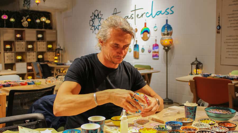 Sydney: Mosaic Art Classes - Turkish Lamp Workshop - Turkish tea and shortbread: the built-in reset