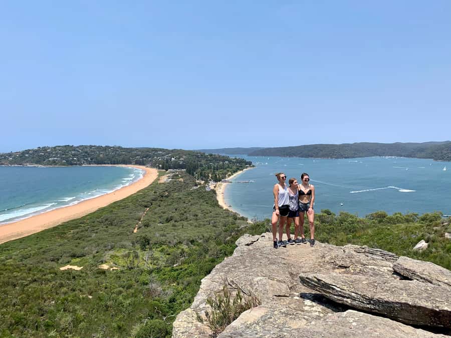 Sydney: Northern Beaches and Ku-ring-gai National Park Tour - Curl Curl coastal walk and Freshwater Beach surf origins