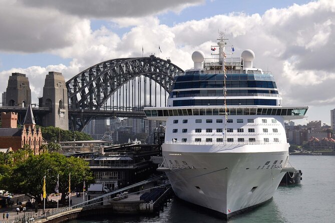 Sydney Port Private Departure Transfer: City Hotel to Cruise Port - Driver behavior and real-world expectations
