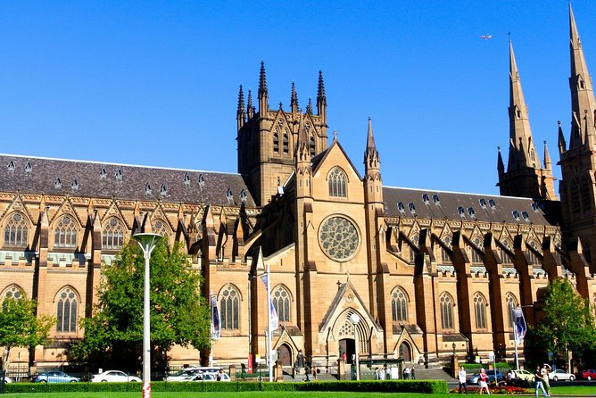 Sydney Private Day Tours | Main Attractions and Highlights | 6 Hour Private Tour - Woolloomooloo Wharf and Harry’s Café de Wheels: where the day turns from icons to everyday Sydney